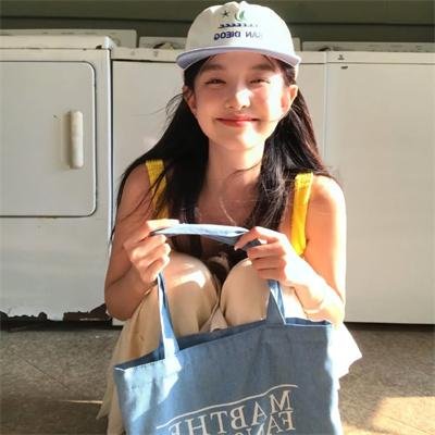 米拉尔 海报